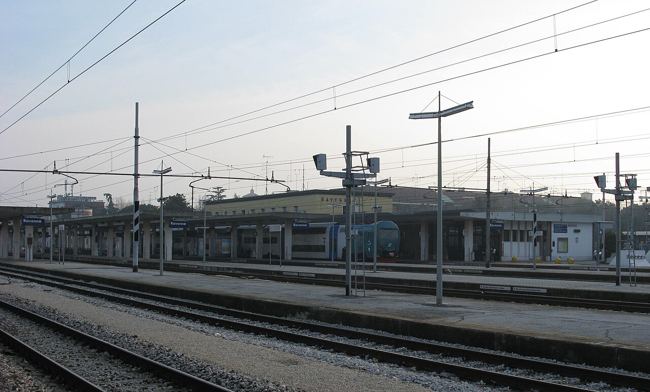 Stazione ferroviaria di Ravenna